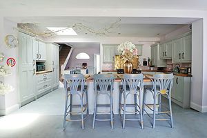 Kitchen- click for photo gallery